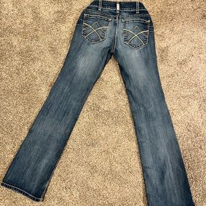 Ariat jeans size 27r bootcut